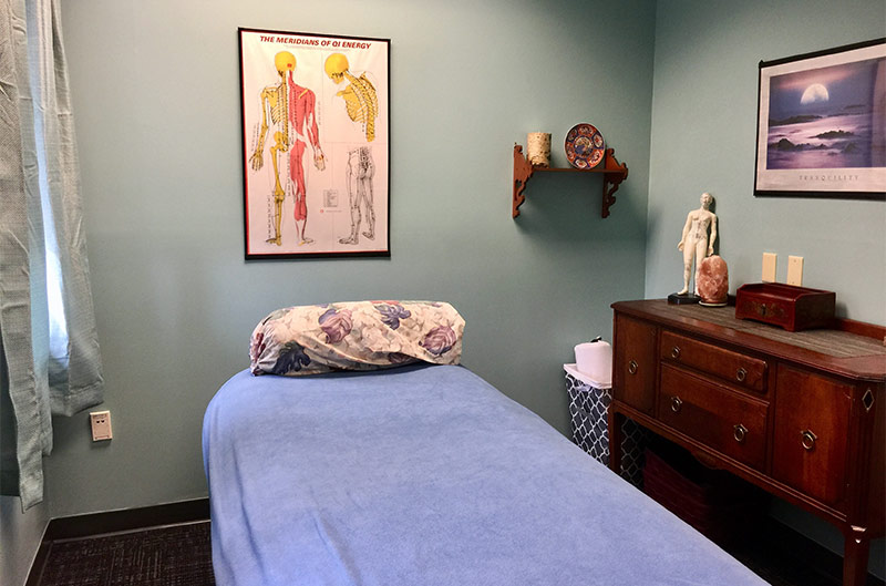 a picture of a treatment room at wellBeing Acupuncture in Punta Gorda FL